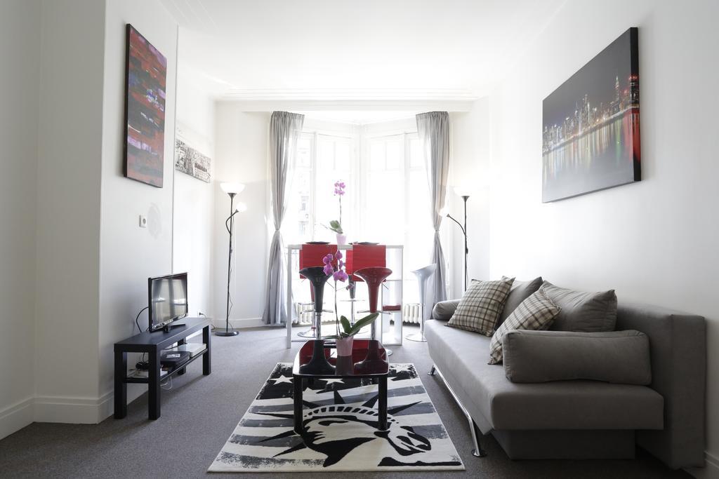 Residences Paris Maillot Neuilly-sur-Seine Room photo